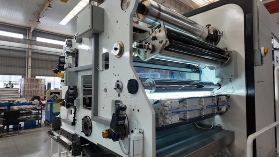 스테이지 된 세라믹 보트 디자인을 가진 플라스틱 필름을위한 콘덴시터 진공 금속화